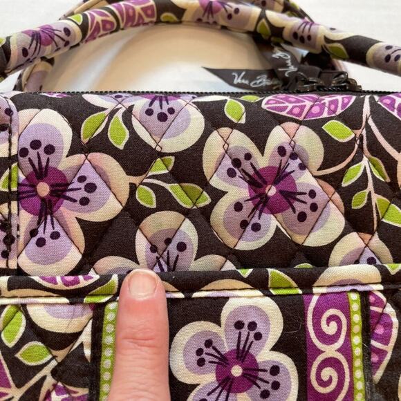 Vera Bradley Floral Cotton Hard Shell Laptop Case in Plum Petals Print 12 x 17 - Picture 11 of 12